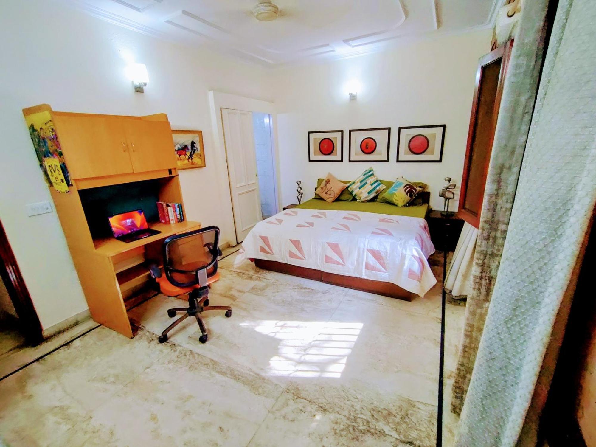 Lutyen's Delhi Neighbourhood Prime *