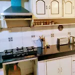 Lutyen\'S Delhi Neighbourhood Prime Stay