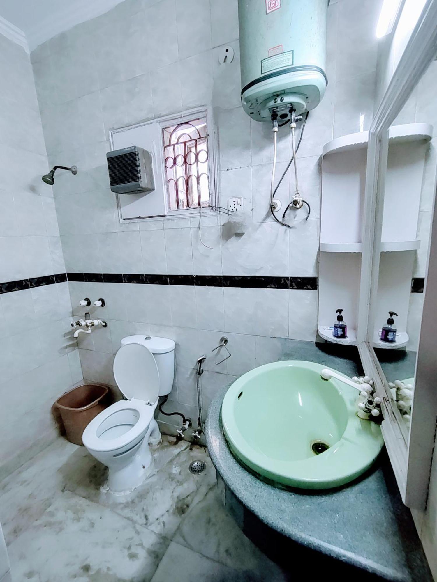 Lutyen's Delhi Neighbourhood Prime