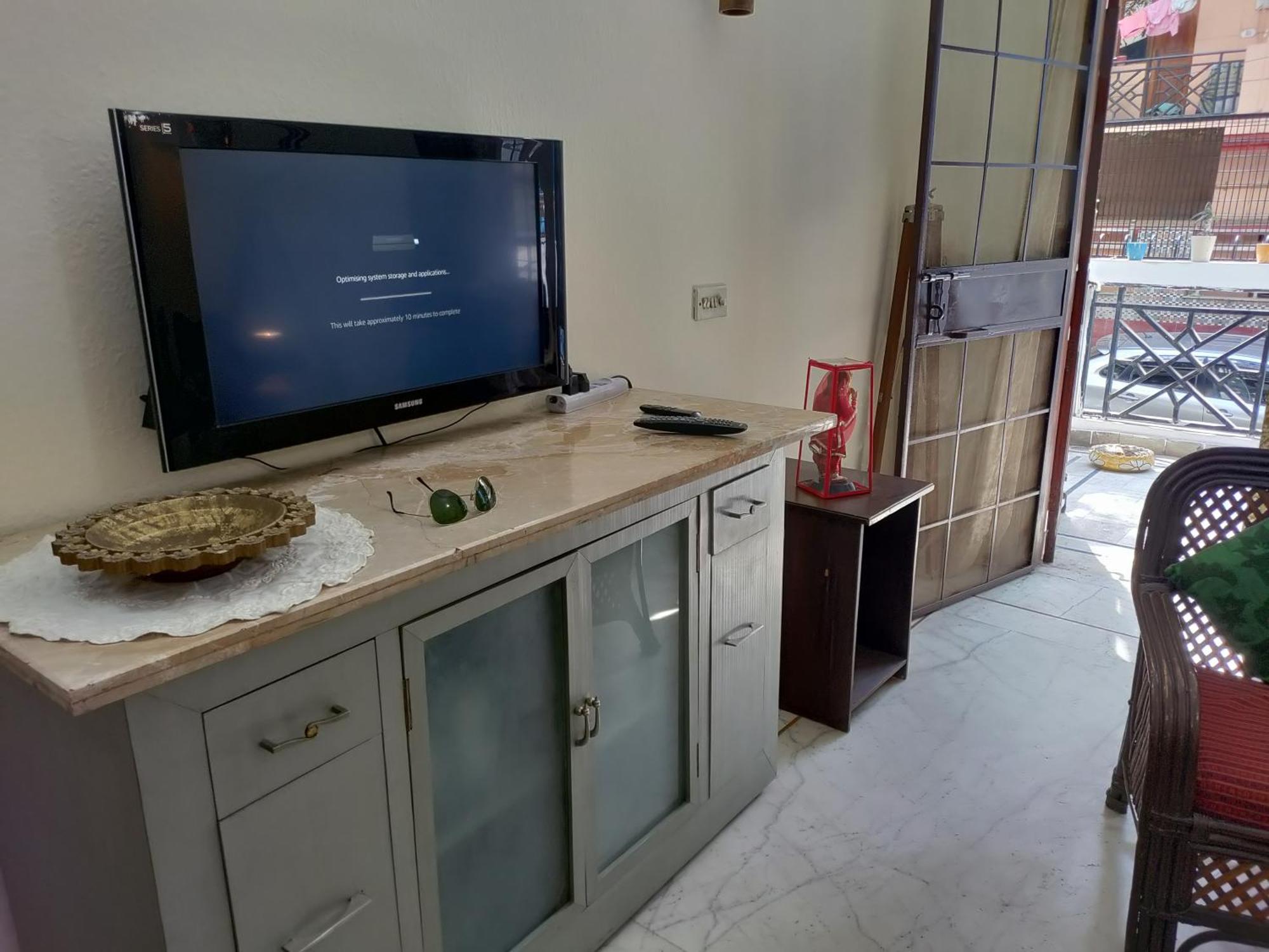 Lutyen's Delhi Neighbourhood Prime